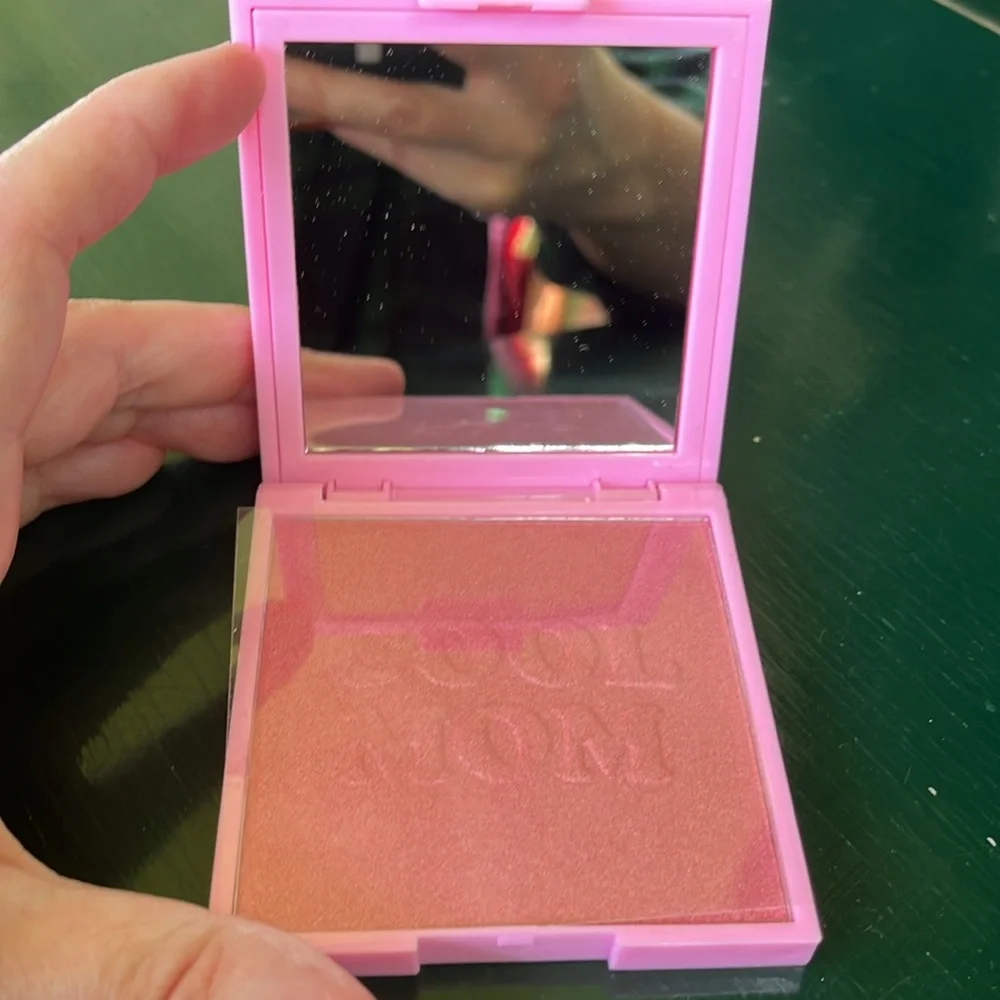 Body Prescriptions Blush Compact with Mirror - Pink Heart-Shaped Sunglasses, lid